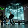 Governo pede à ANA mais detalhes sobre procura, pistas e expansão do aeroporto de Lisboa