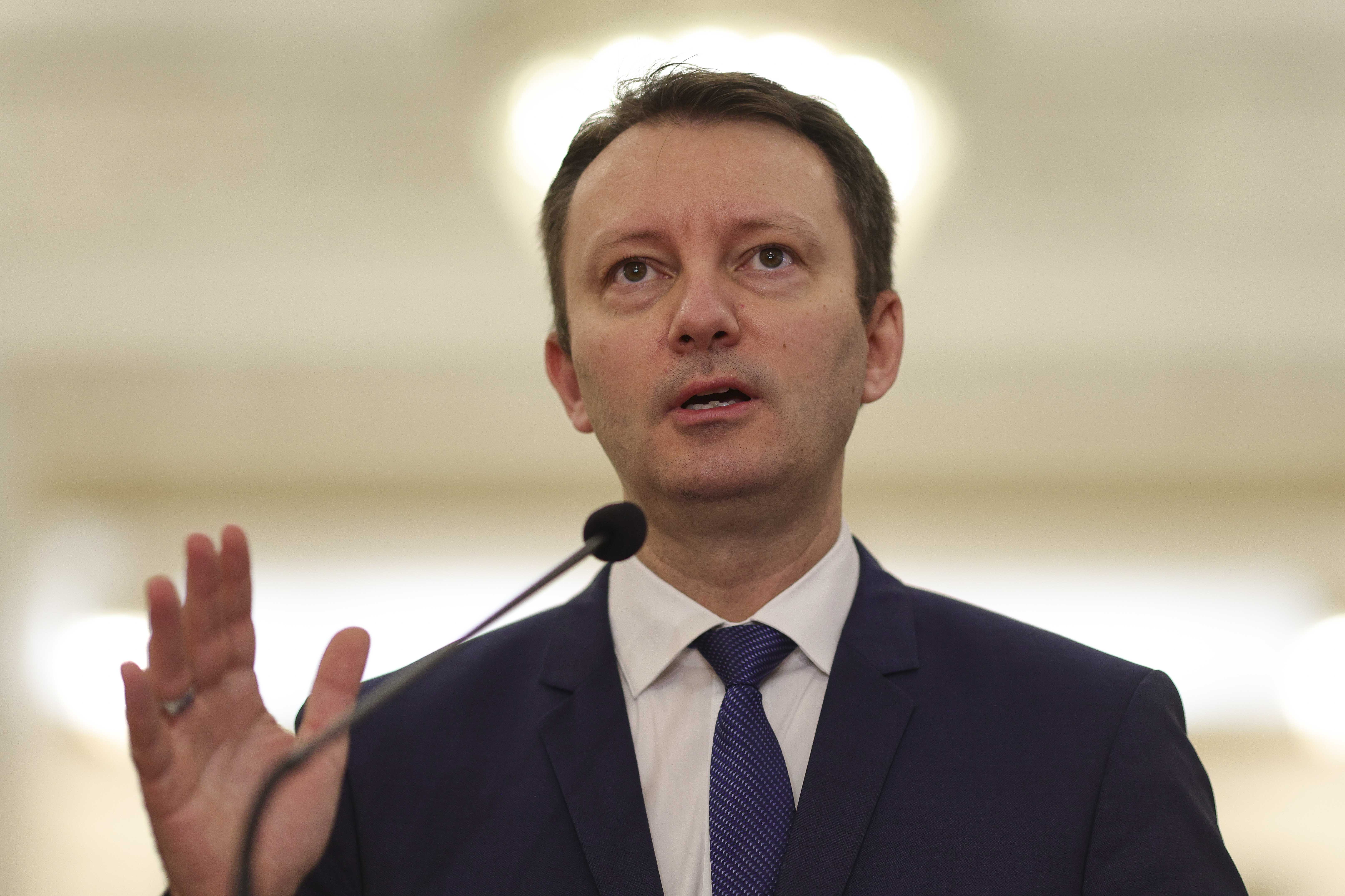 Când are loc votul decisiv în Parlament pentru Guvernul Mureșan